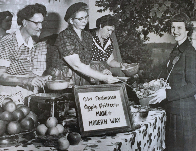 1953 Apple Smorgasbord